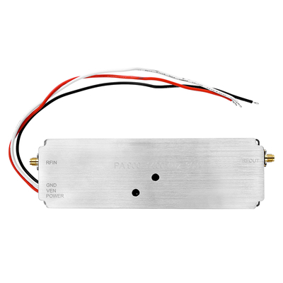 高利得 45dBm 30W RFアンプモジュール 900 - 1400MHz ドローン信号ジャマーおよびFPVブースター用