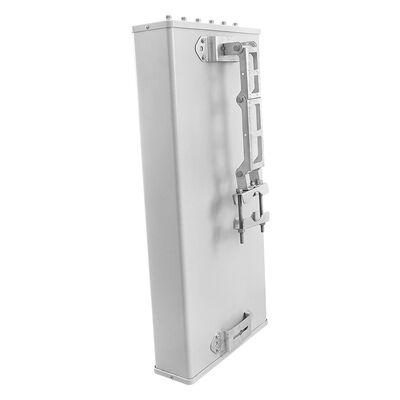 ブロードバンドアウトドアパネルアンテナ 700-2700MHz 15dBi 高幅50Ω 100W セルラーネットワーク信号ブースター受信機のための風性アンテナ